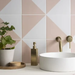 Arezzo Freestanding Square Soap Dispenser Brushed Brass -Victorian Plumbing Shop azsq2bbf d2a