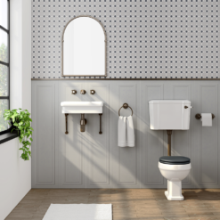 Chatsworth Antique Brass Traditional Basin Bottle Trap